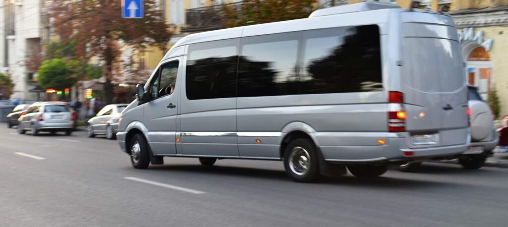 guia practica para conducir furgonetas y vans con seguridad