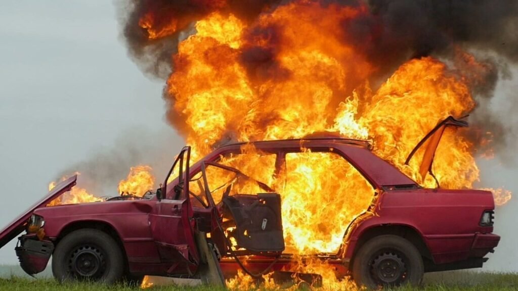Historias de Fuego: Por Qué Se Incineran los Vehículos 1 historias de fuego por que se incineran los vehiculos