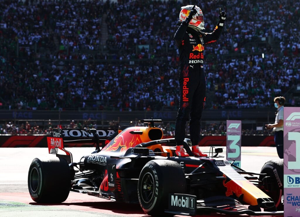 Leyendas en la Pista: Los 15 Pilotos de F1 Más Grandes de Todos los Tiempos 1 leyendas en la pista los 15 pilotos de f1 mas grandes de todos los tiempos 1