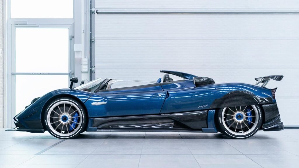 Pagani Zonda HP Barchetta: Legado de Velocidad y Diseño 1 pagani zonda hp barchetta legado de velocidad y diseno