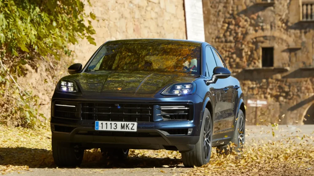 proxima generacion porsche cayenne redefiniendo el lujo y la potencia