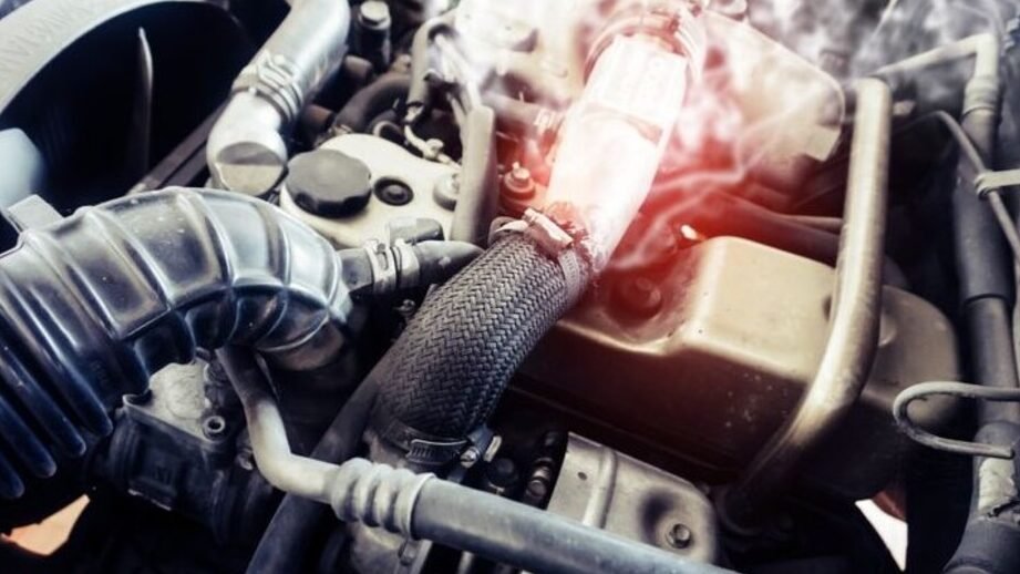 Recalentamiento del motor: ¿Por qué ocurre y cómo prevenirlo? 1 recalentamiento del motor por que ocurre y como prevenirlo 1