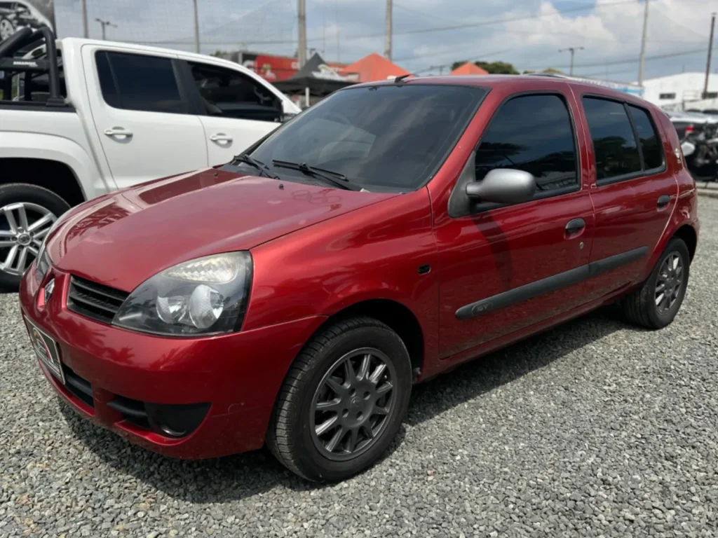 Renault Clio Campus SA 2015: Pequeño Pero Poderoso 1 renault clio campus sa 2015 pequeno pero poderoso