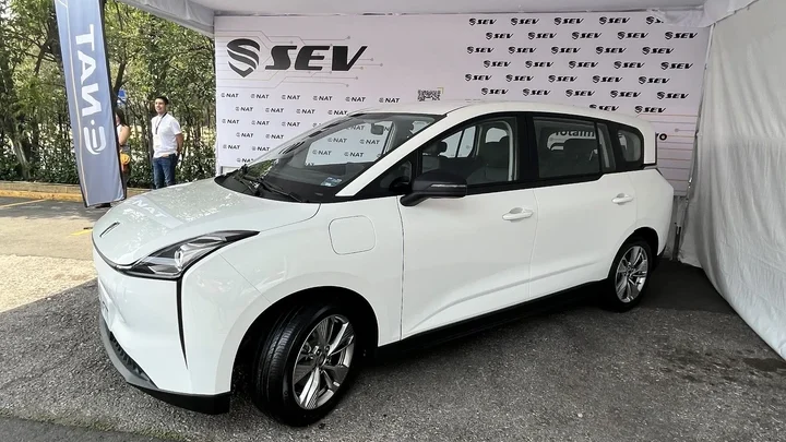 ¡Revive la llegada del SEV E-NAT 2023 a México, revolucionando las minivans eléctricas! 1 revive la llegada del sev e nat 2023 a mexico revolucionando las minivans electricas