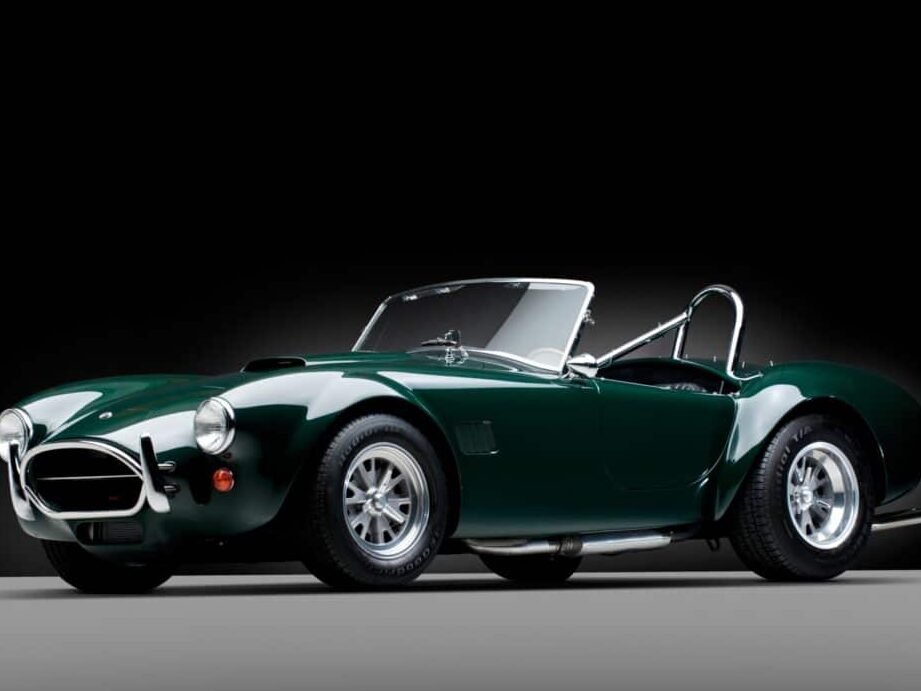 Shelby Cobra: Legado de una Maravilla Automotriz 1 shelby cobra legado de una maravilla automotriz