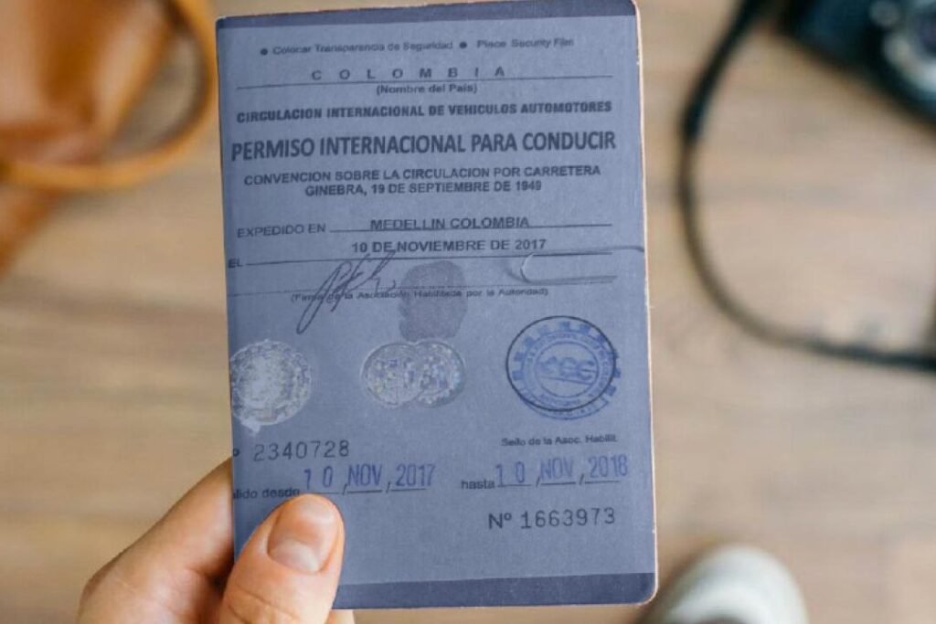 ¡Tu Pase al Mundo de la Conducción! Todo sobre la Licencia de Conducción 1 tu pase al mundo de la conduccion todo sobre la licencia de conduccion